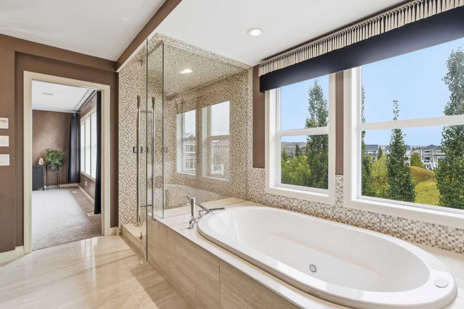 176 Ridge View Close 