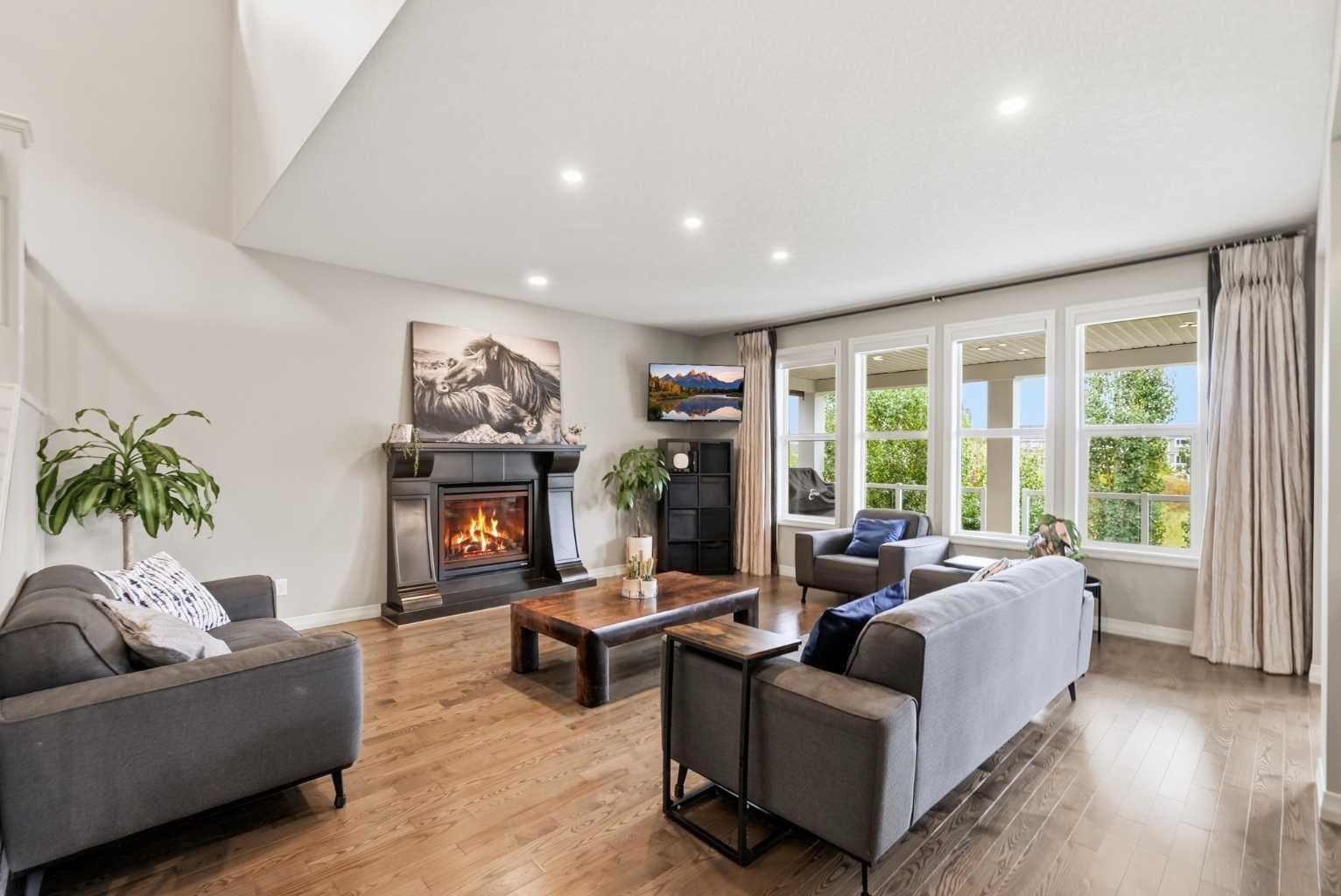 176 Ridge View Close 