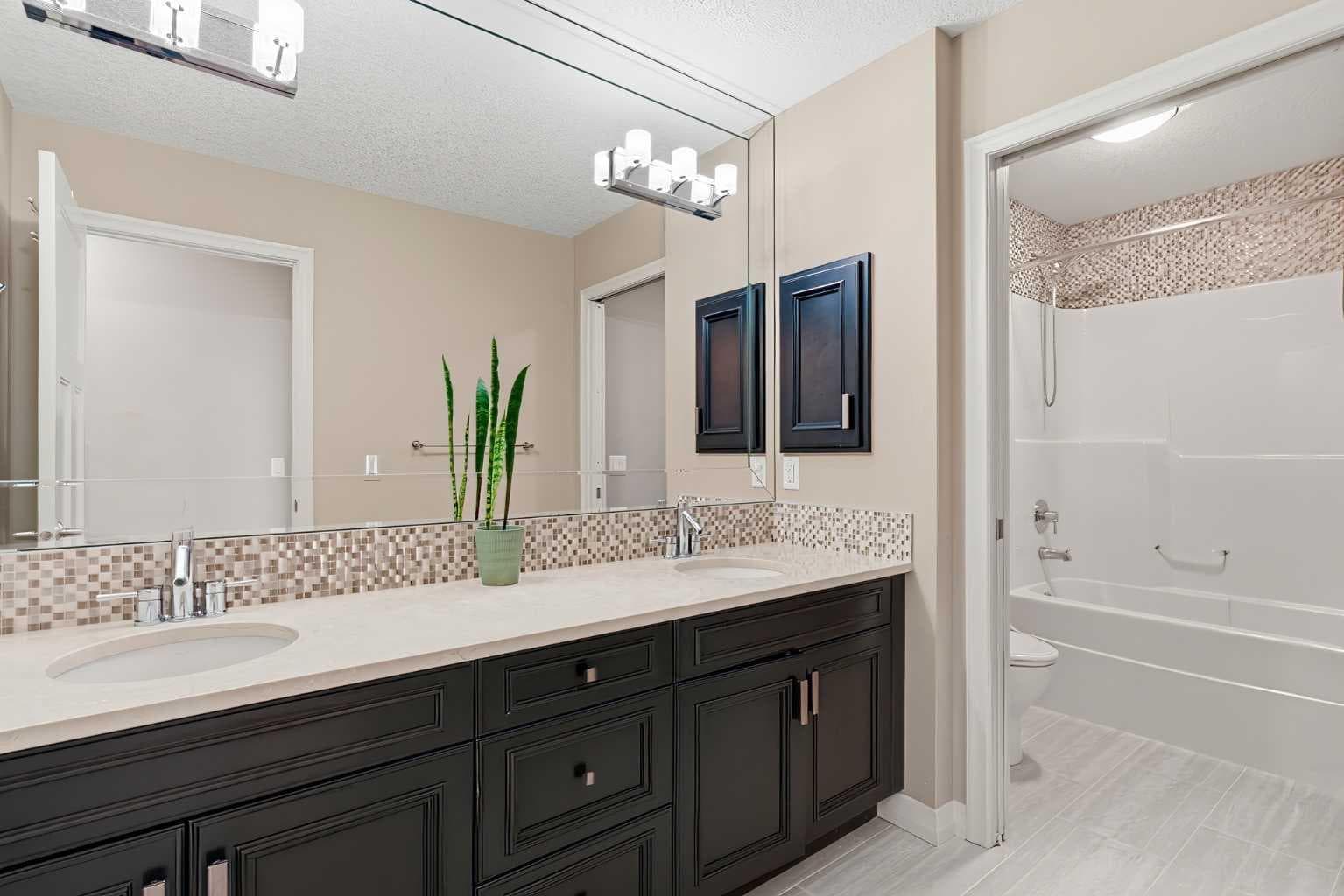 176 Ridge View Close 