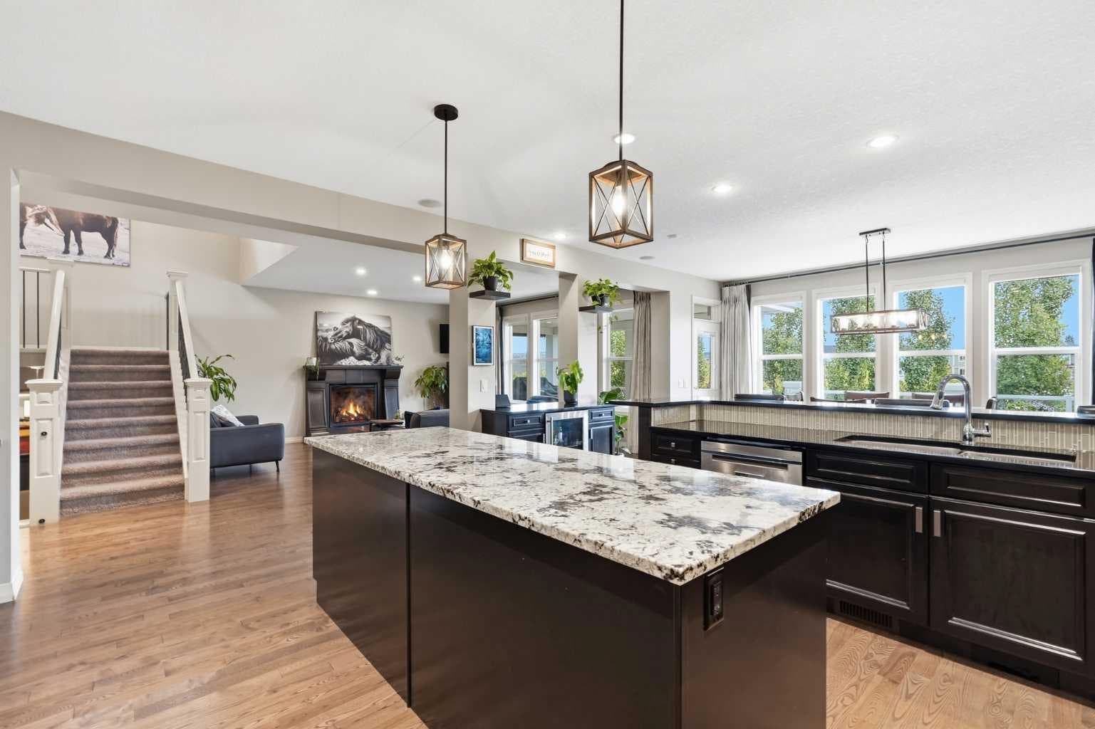 176 Ridge View Close 