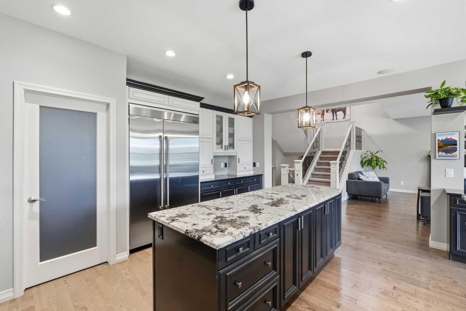 176 Ridge View Close 