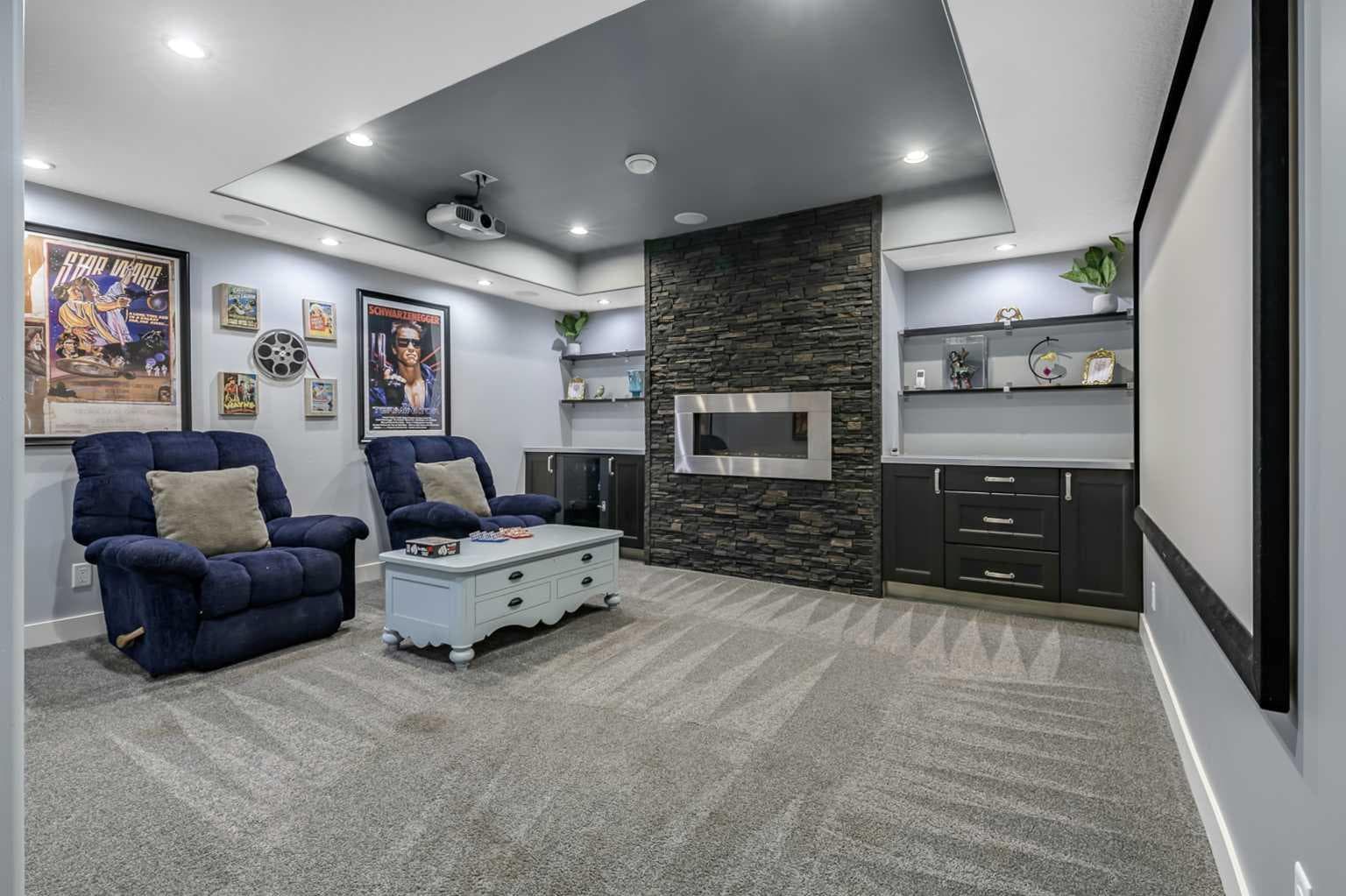 315 Mahogany Court SE