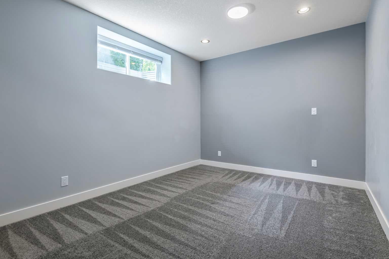 315 Mahogany Court SE