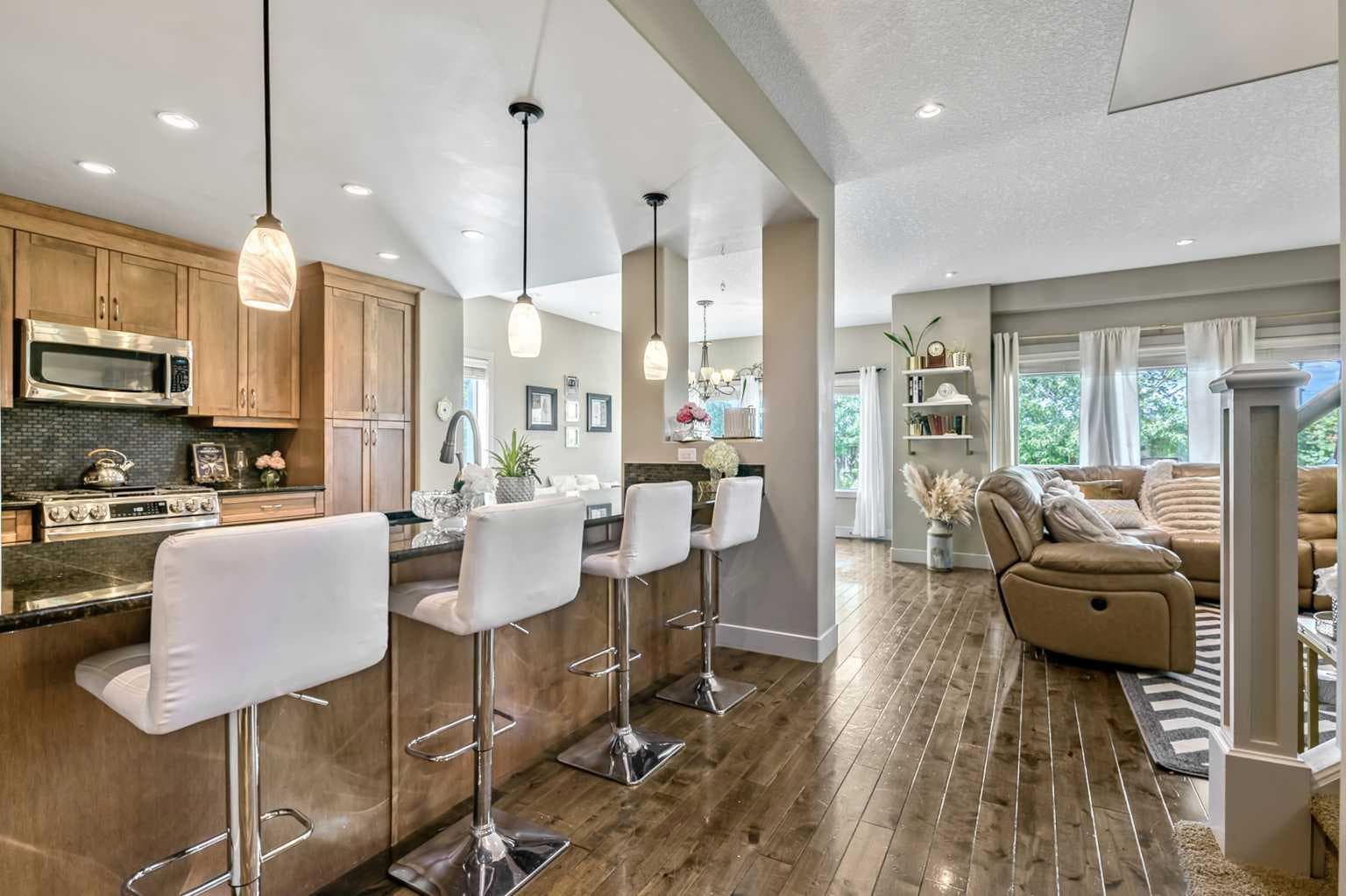 315 Mahogany Court SE