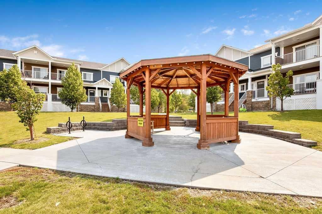 1206, 1225 Kings Heights Way SE
