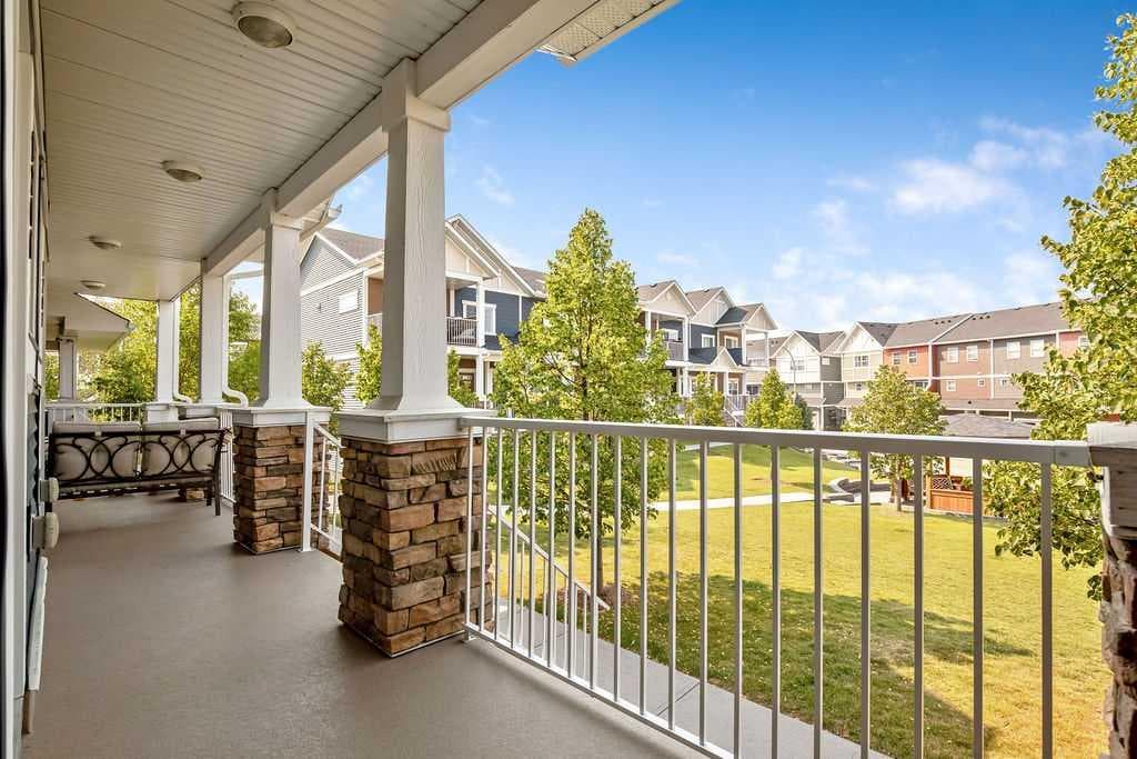 1206, 1225 Kings Heights Way SE