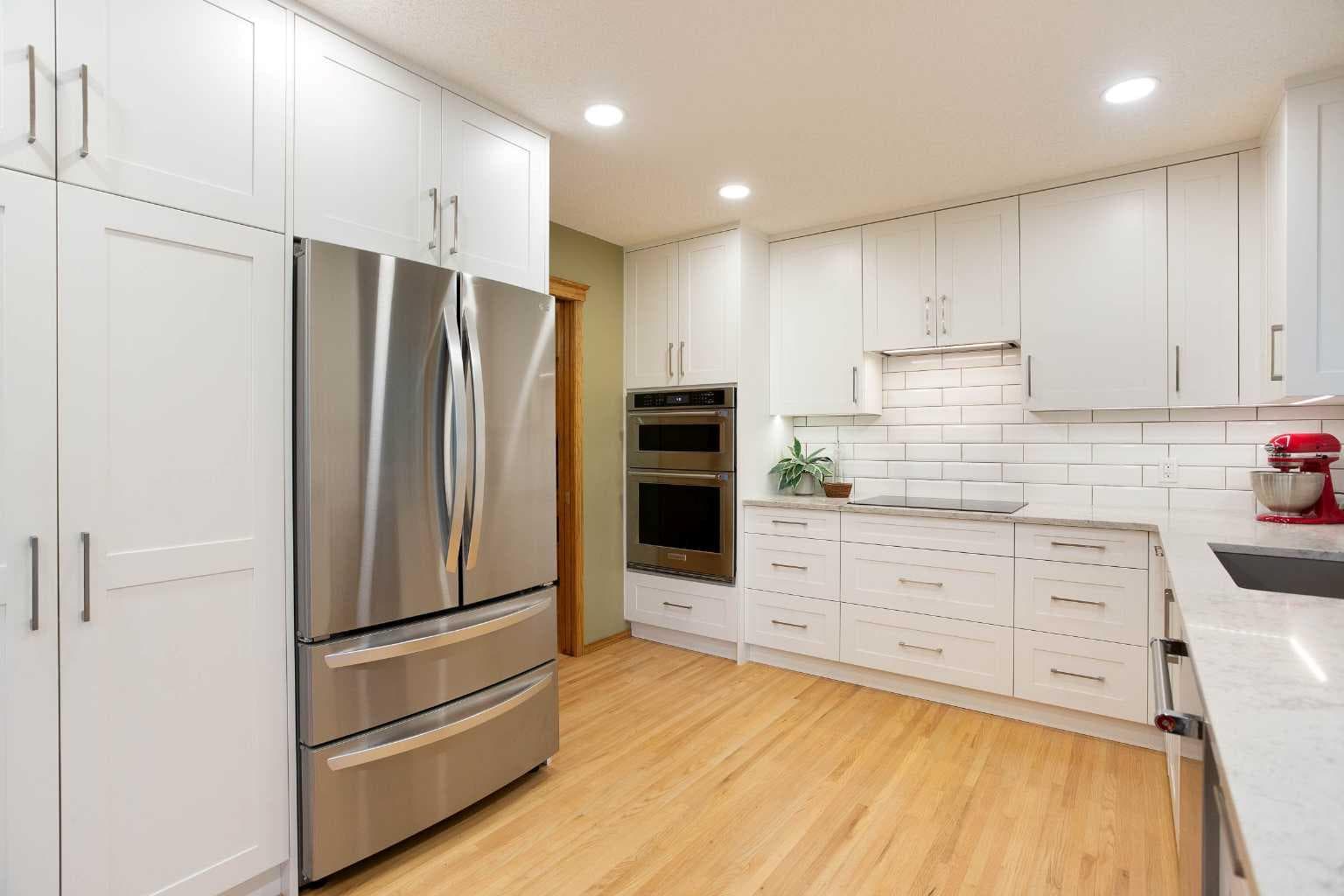 337 Sandringham Court NW