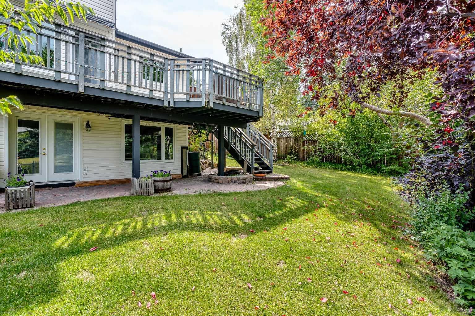 337 Sandringham Court NW