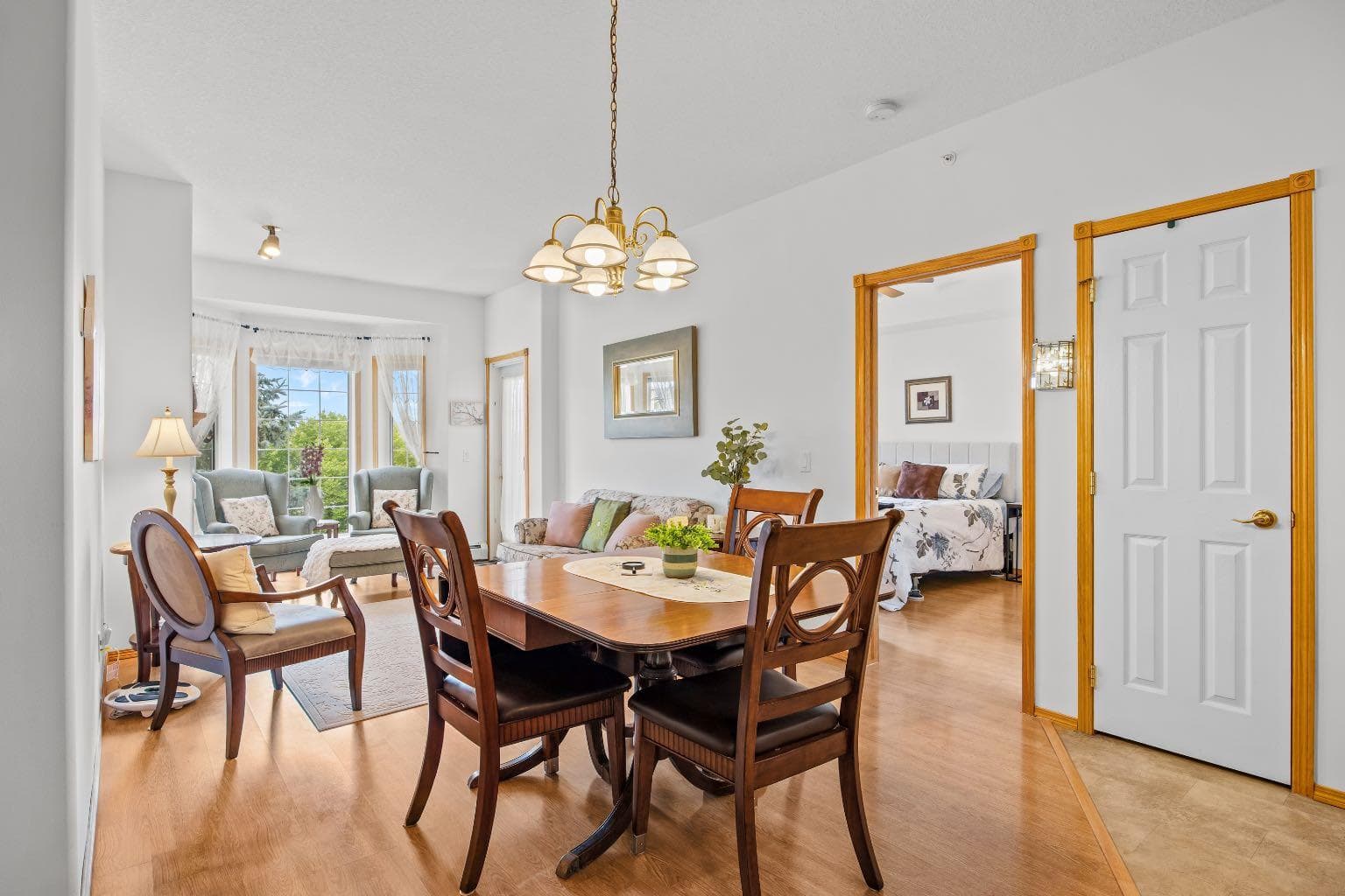 317, 728 Country Hills Road NW