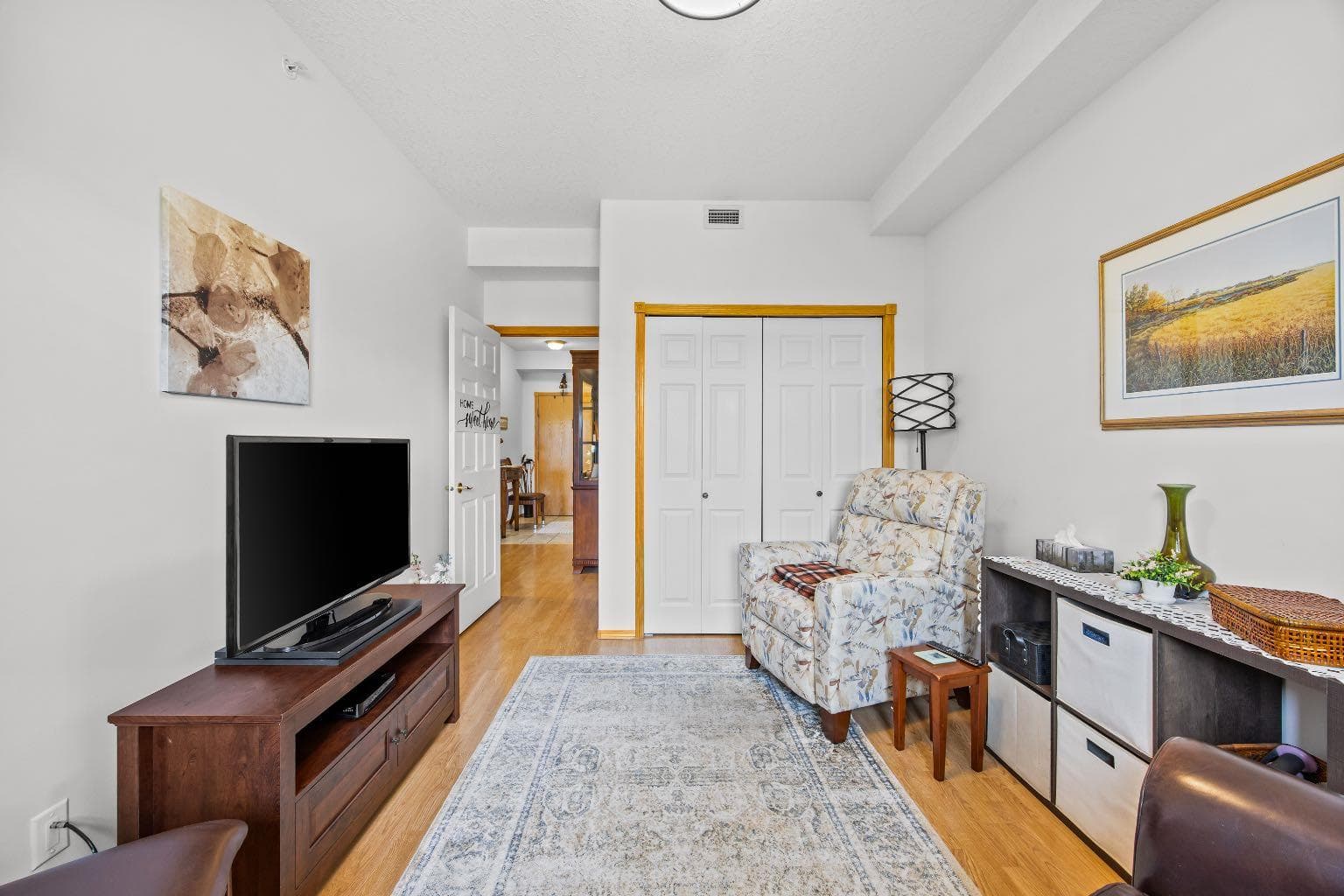 317, 728 Country Hills Road NW