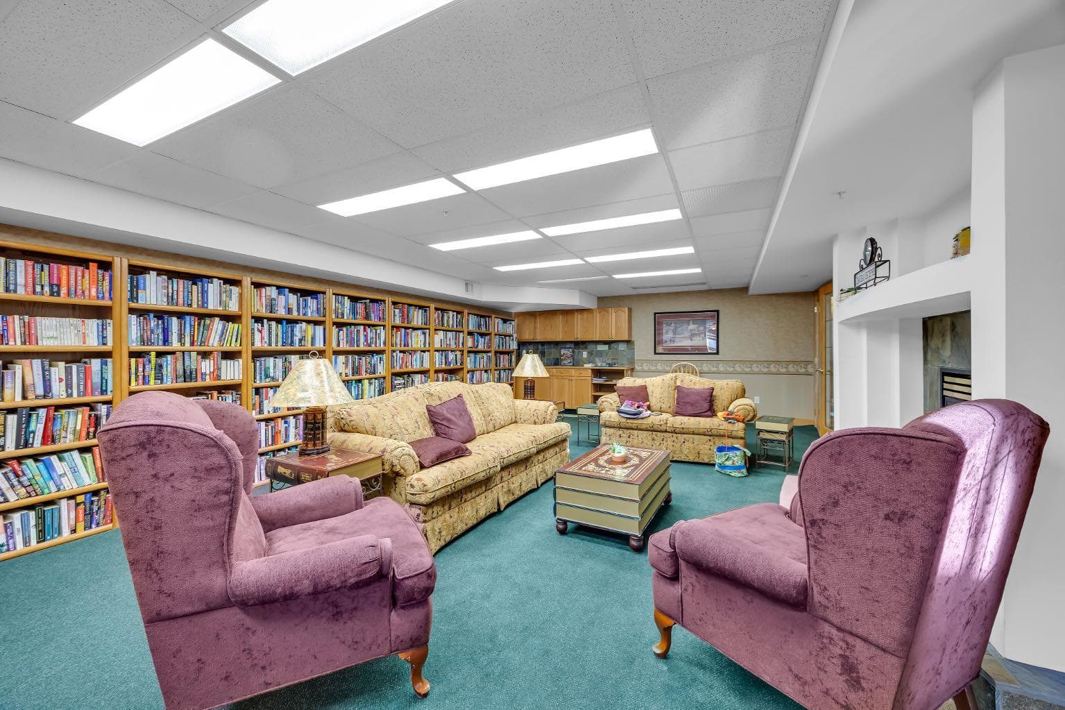 317, 728 Country Hills Road NW