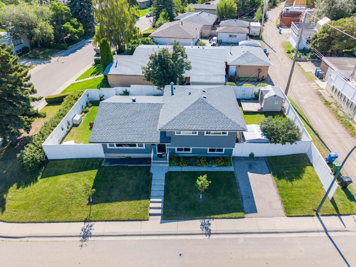 1004 Huntercove Place NW