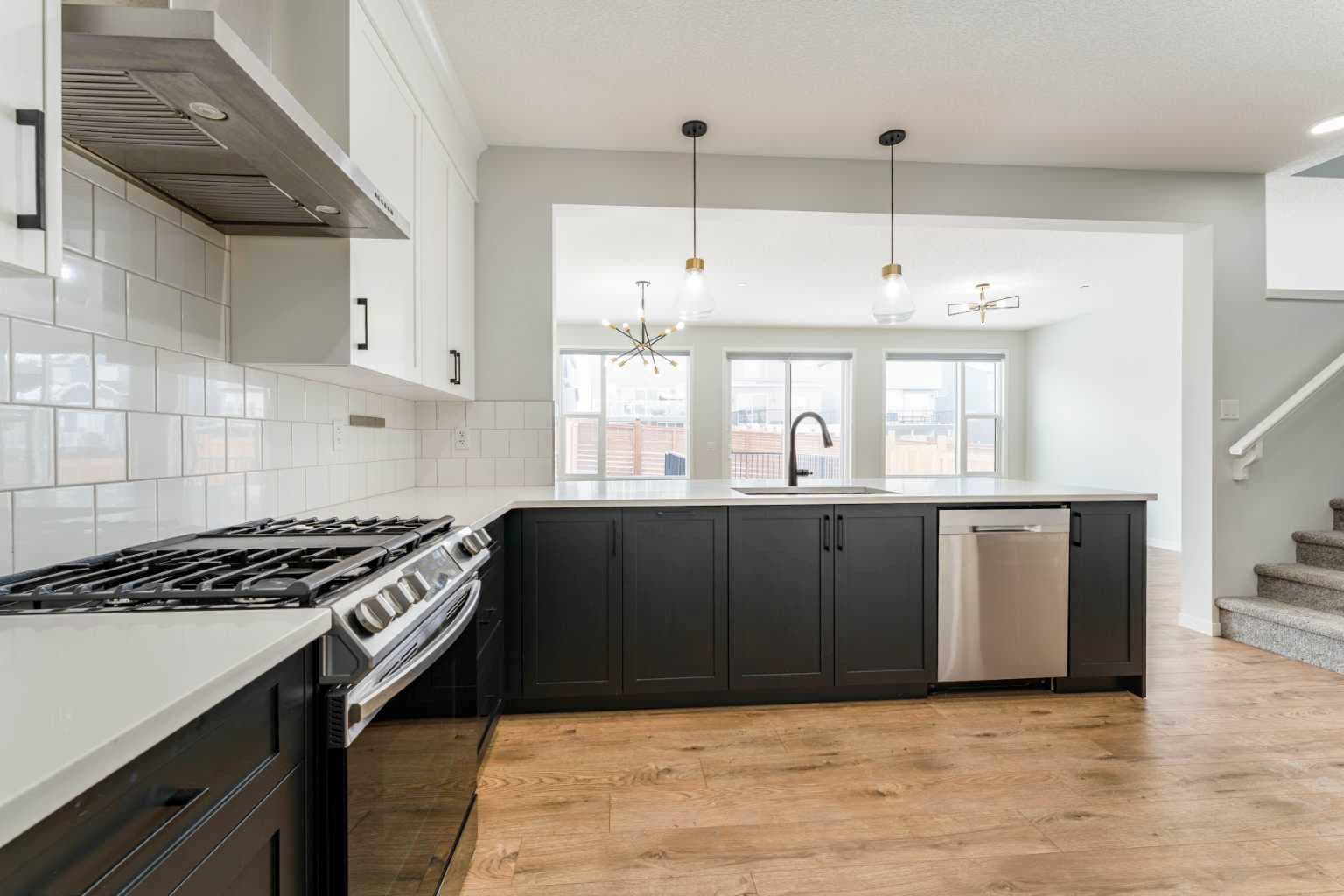 13 Calhoun Crescent NE