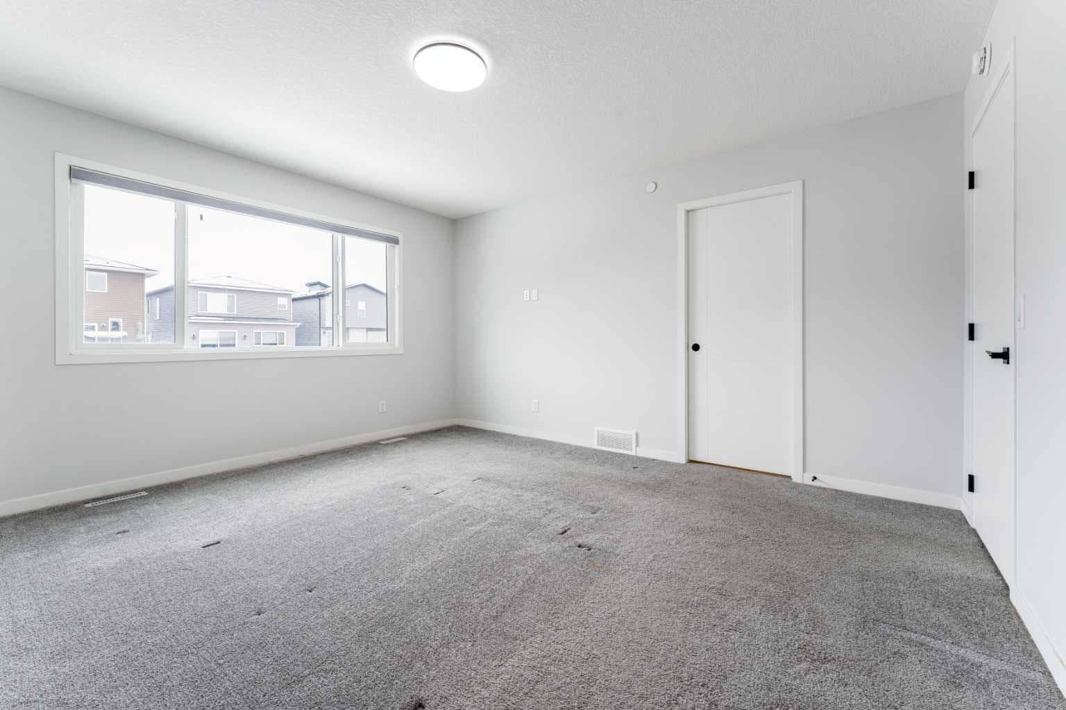 13 Calhoun Crescent NE