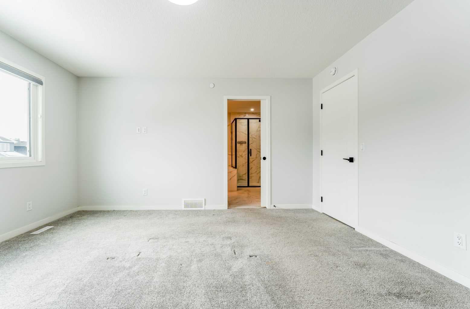 13 Calhoun Crescent NE