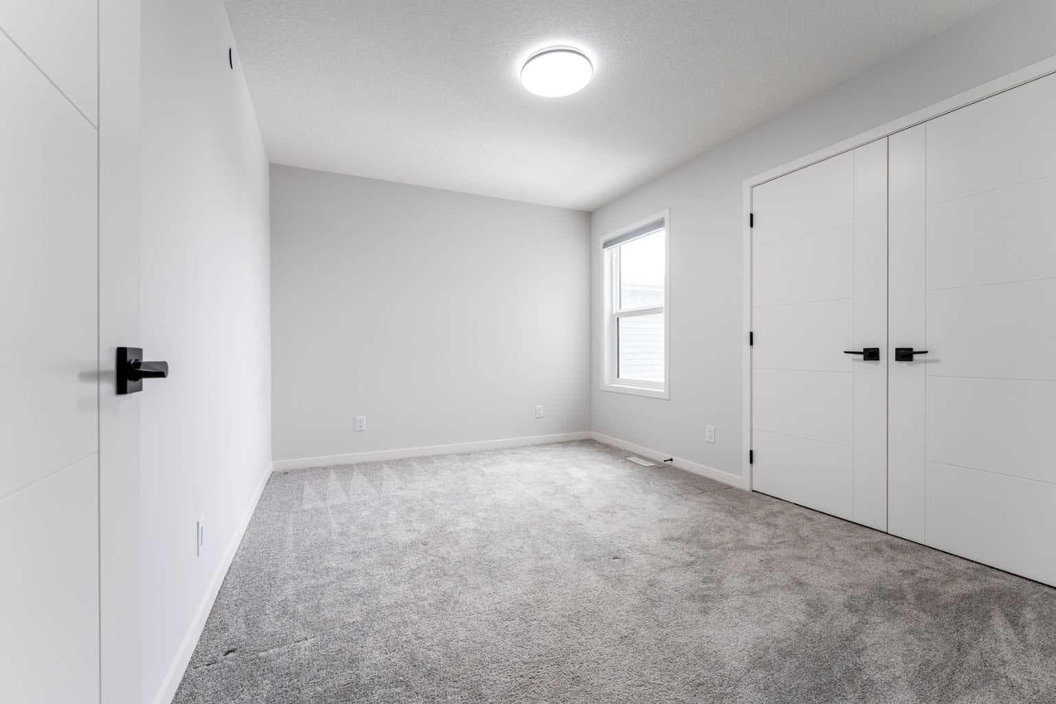 13 Calhoun Crescent NE