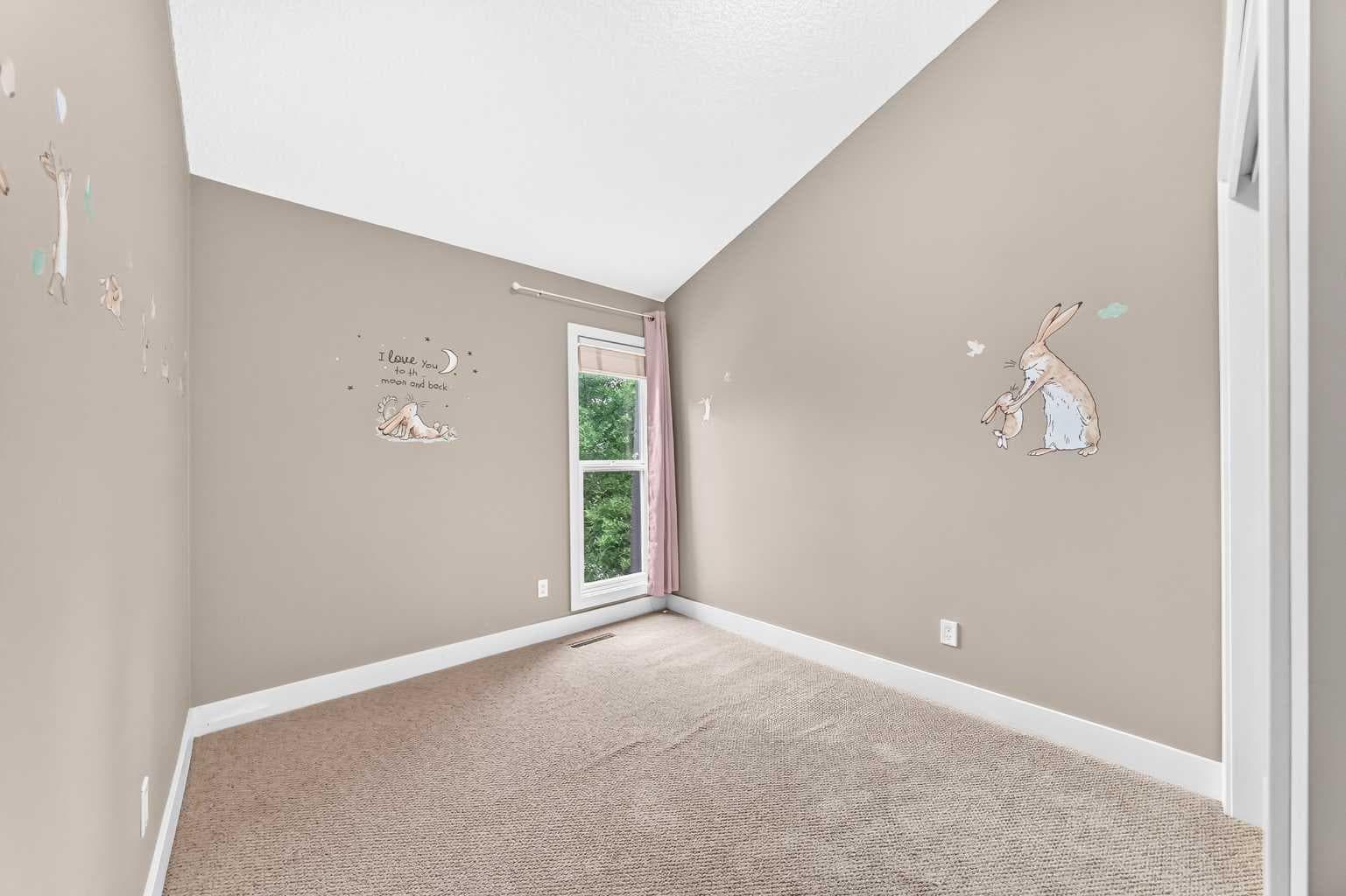 84 Brae Glen Lane SW
