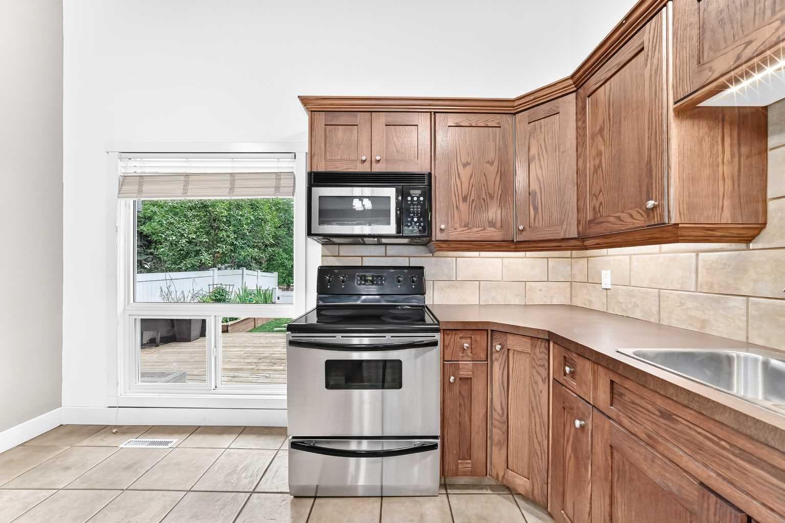 84 Brae Glen Lane SW