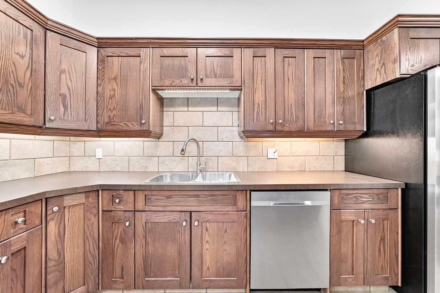 84 Brae Glen Lane SW