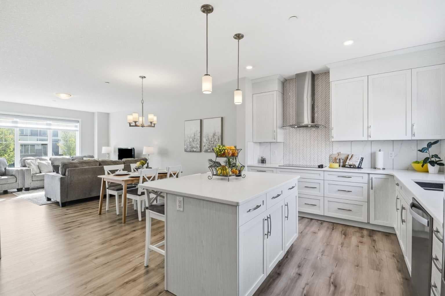 39 lucas Boulevard NW