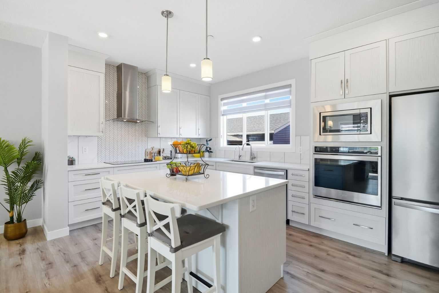 39 lucas Boulevard NW