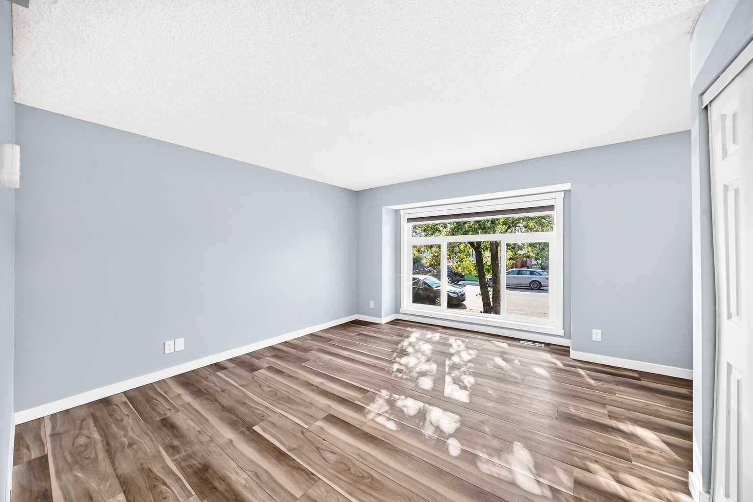 77 Martinbrook Road NE