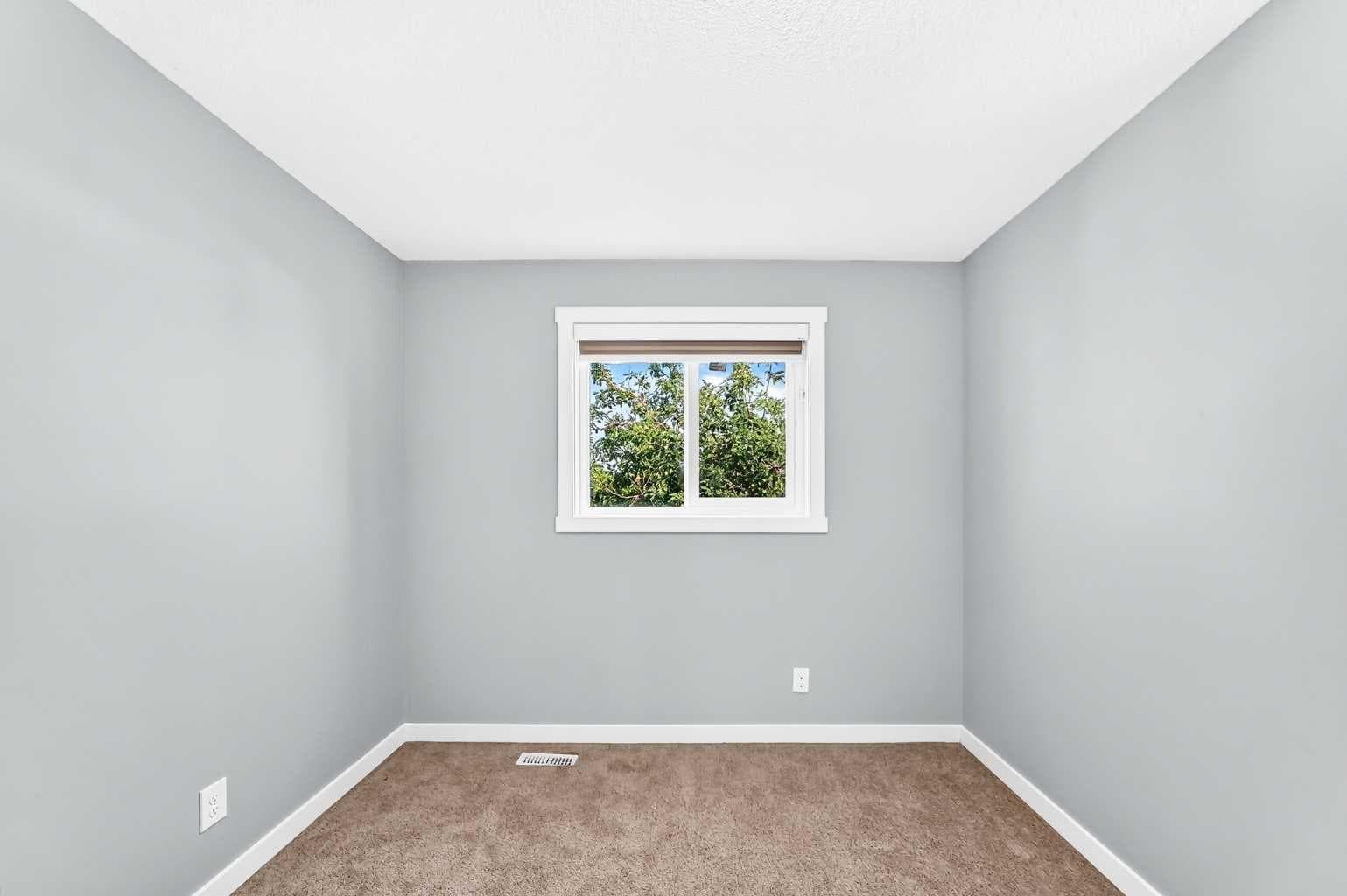 77 Martinbrook Road NE