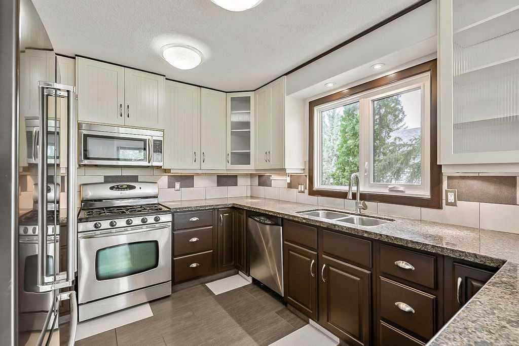 200 Bernard Drive NW