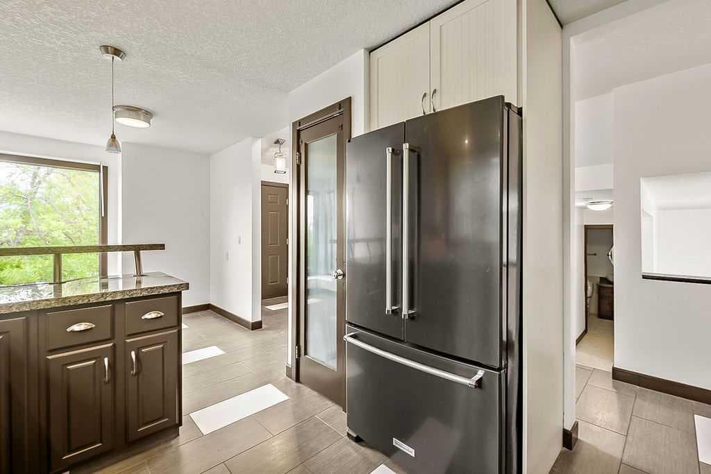 200 Bernard Drive NW