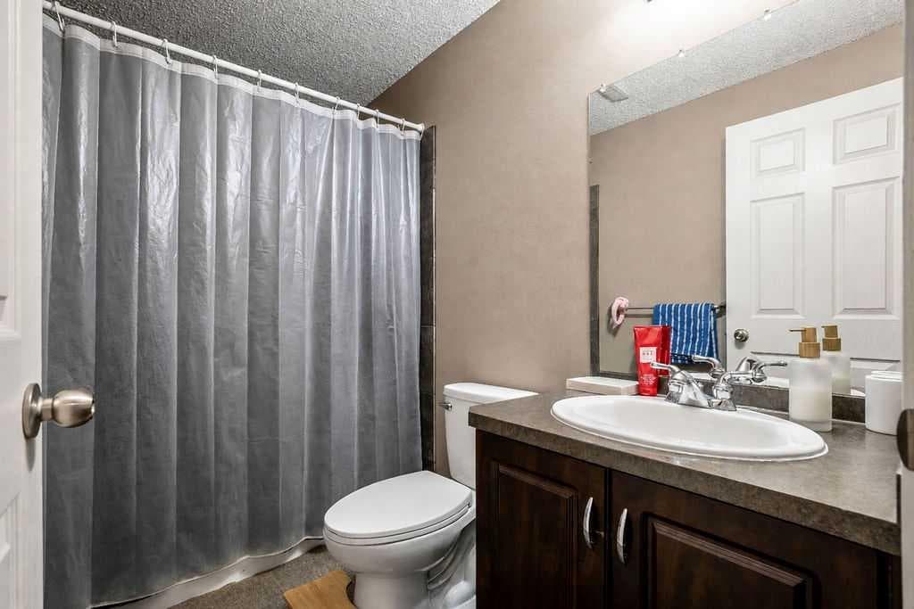 134 Prestwick Terrace SE