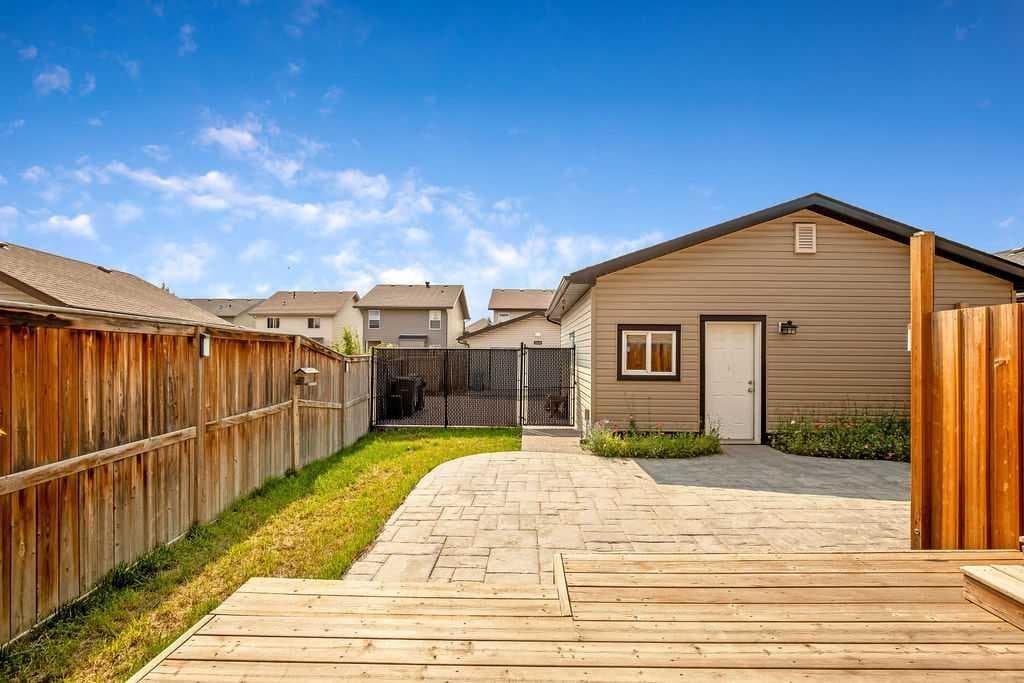 134 Prestwick Terrace SE