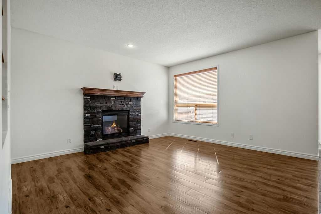 134 Prestwick Terrace SE