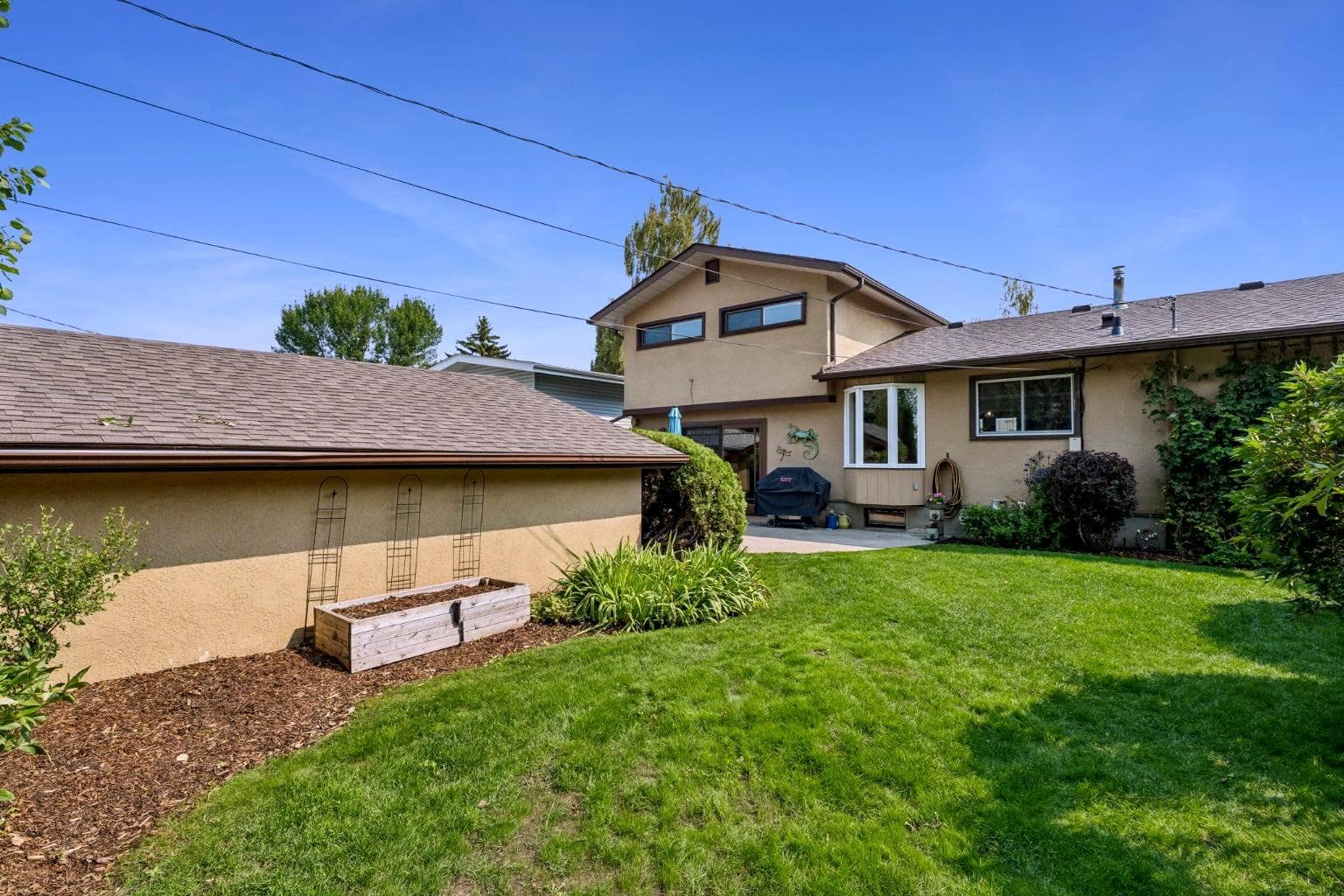 10631 Mapleglen Crescent SE