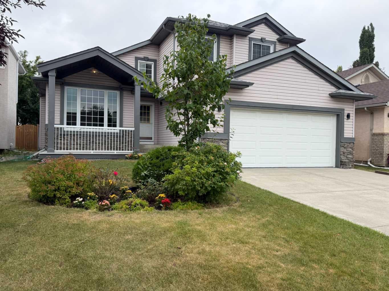 376 Sunlake Road SE