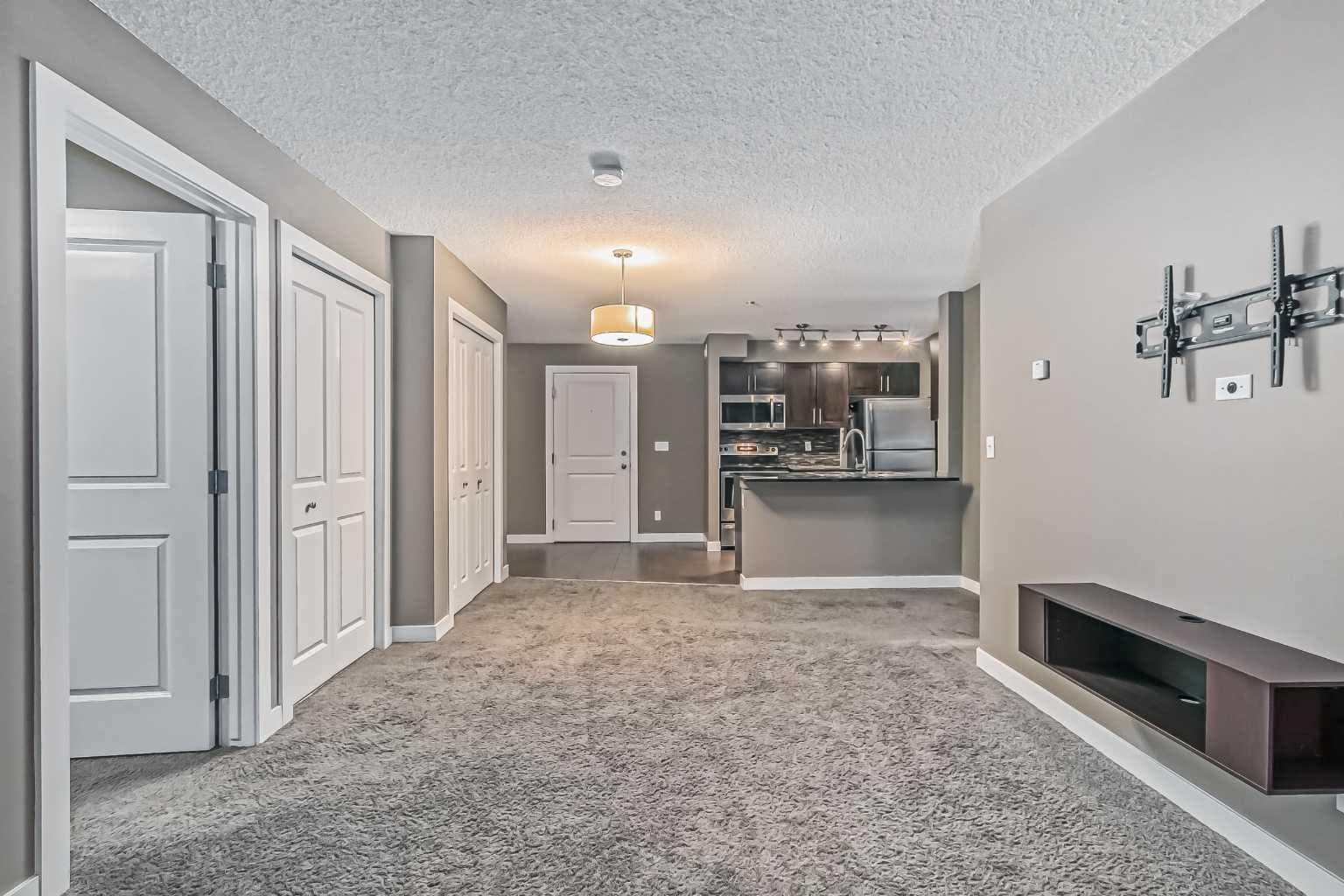305, 195 Kincora Glen Road NW