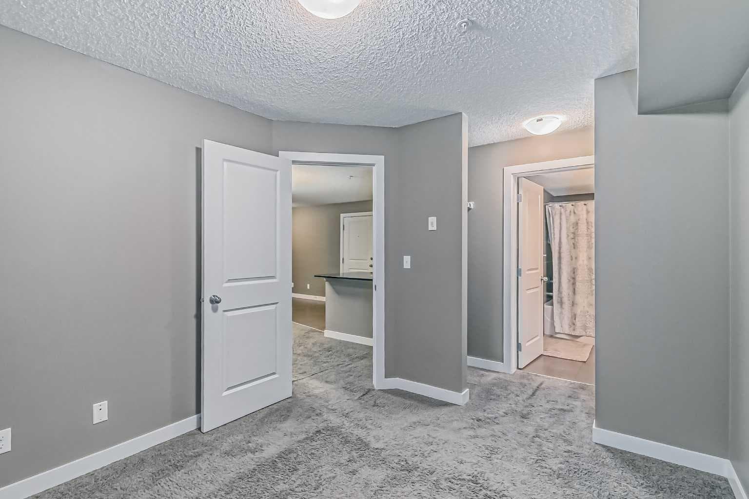 305, 195 Kincora Glen Road NW