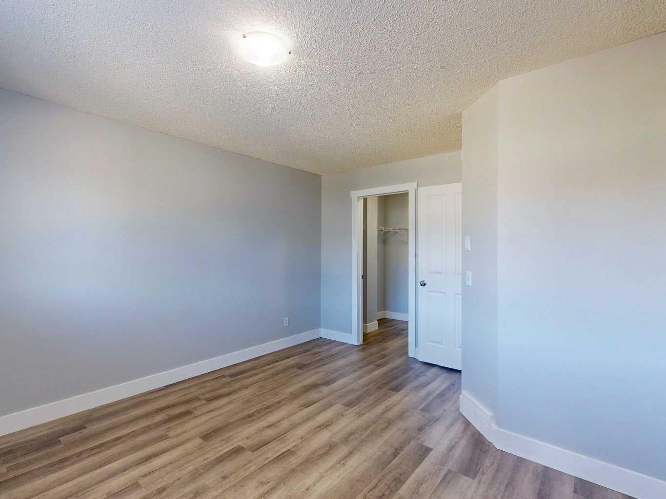 75 Panatella Villas NW