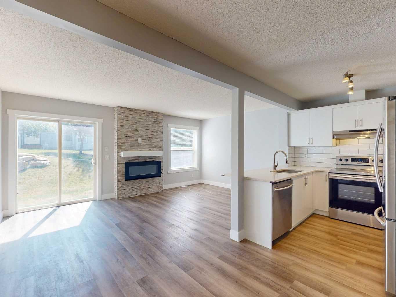 75 Panatella Villas NW