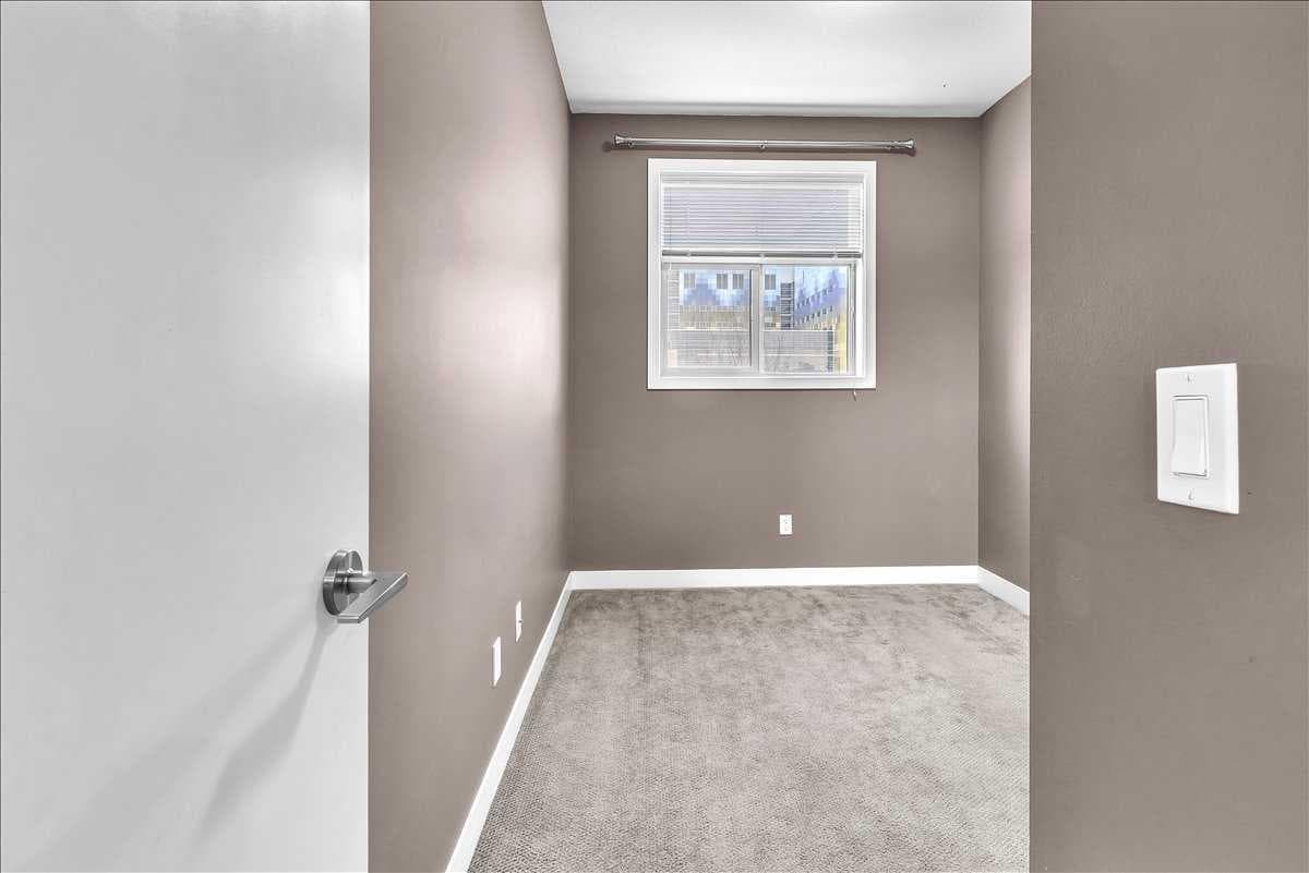 210, 22 Auburn Bay Link SE