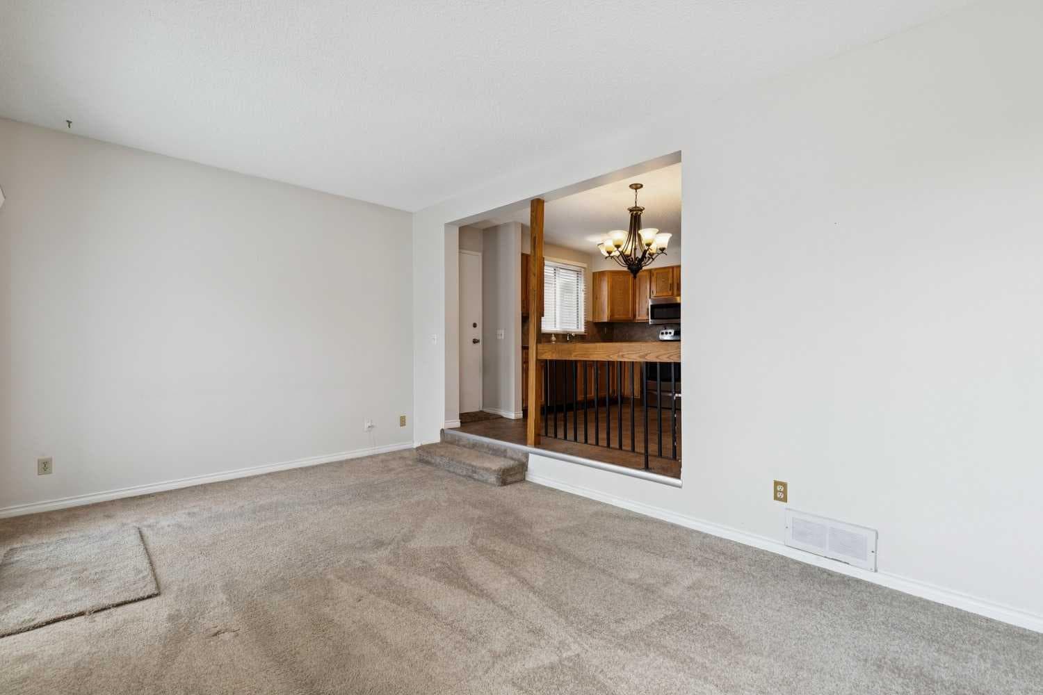 568 Strathcona Drive SW