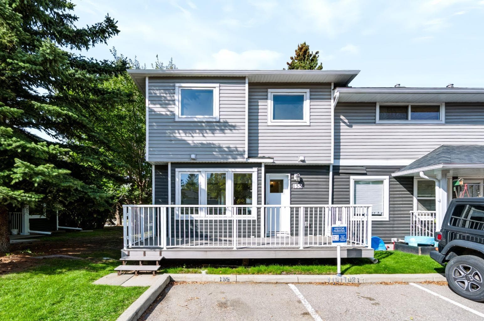 155 Regal Park NE