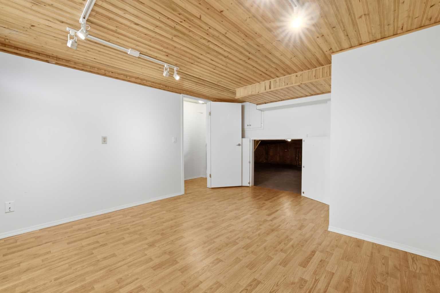 141 Woodbrook Road SW