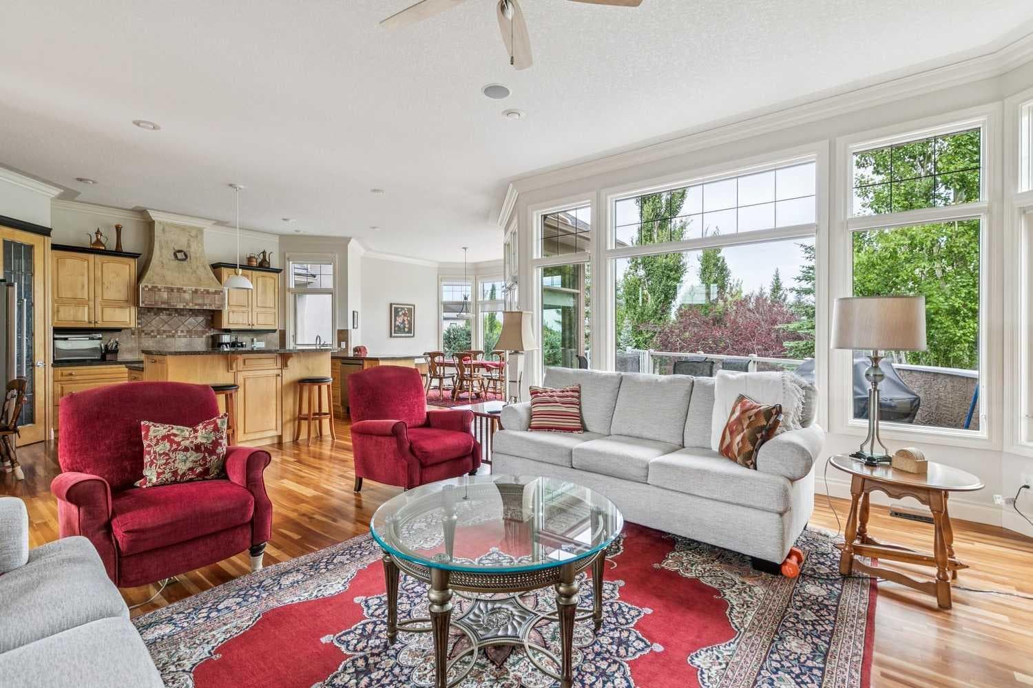44 Evergreen Lane SW