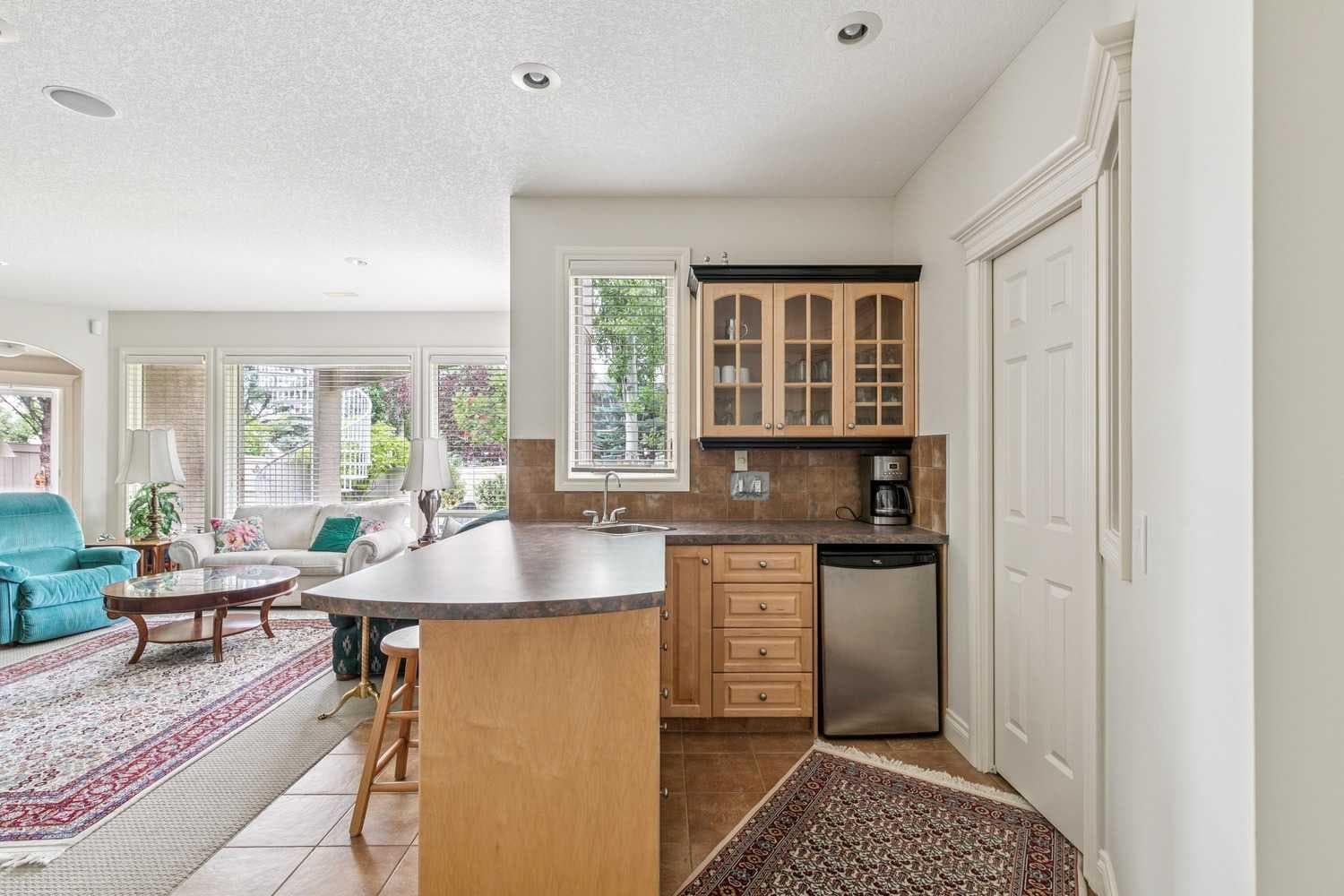 44 Evergreen Lane SW
