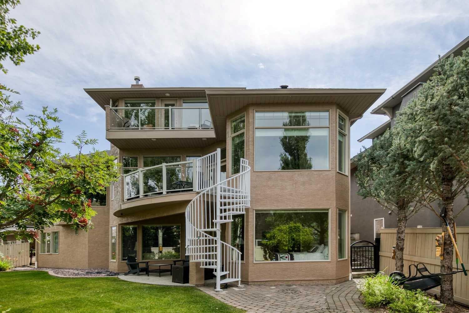 44 Evergreen Lane SW