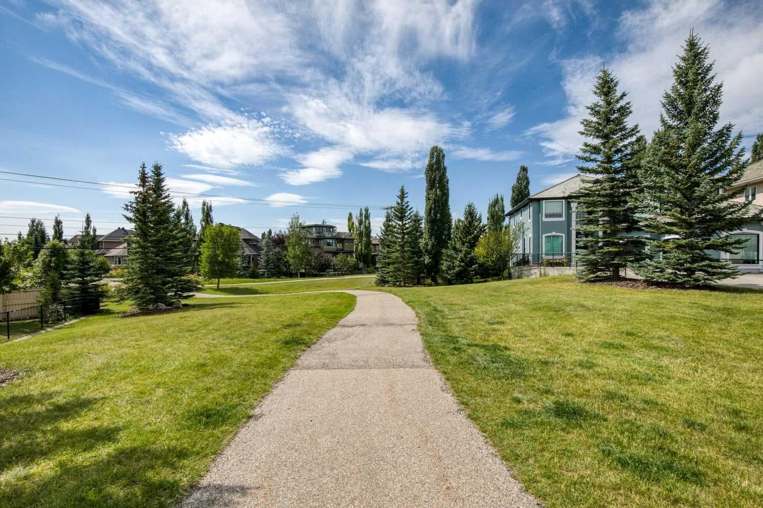 44 Evergreen Lane SW