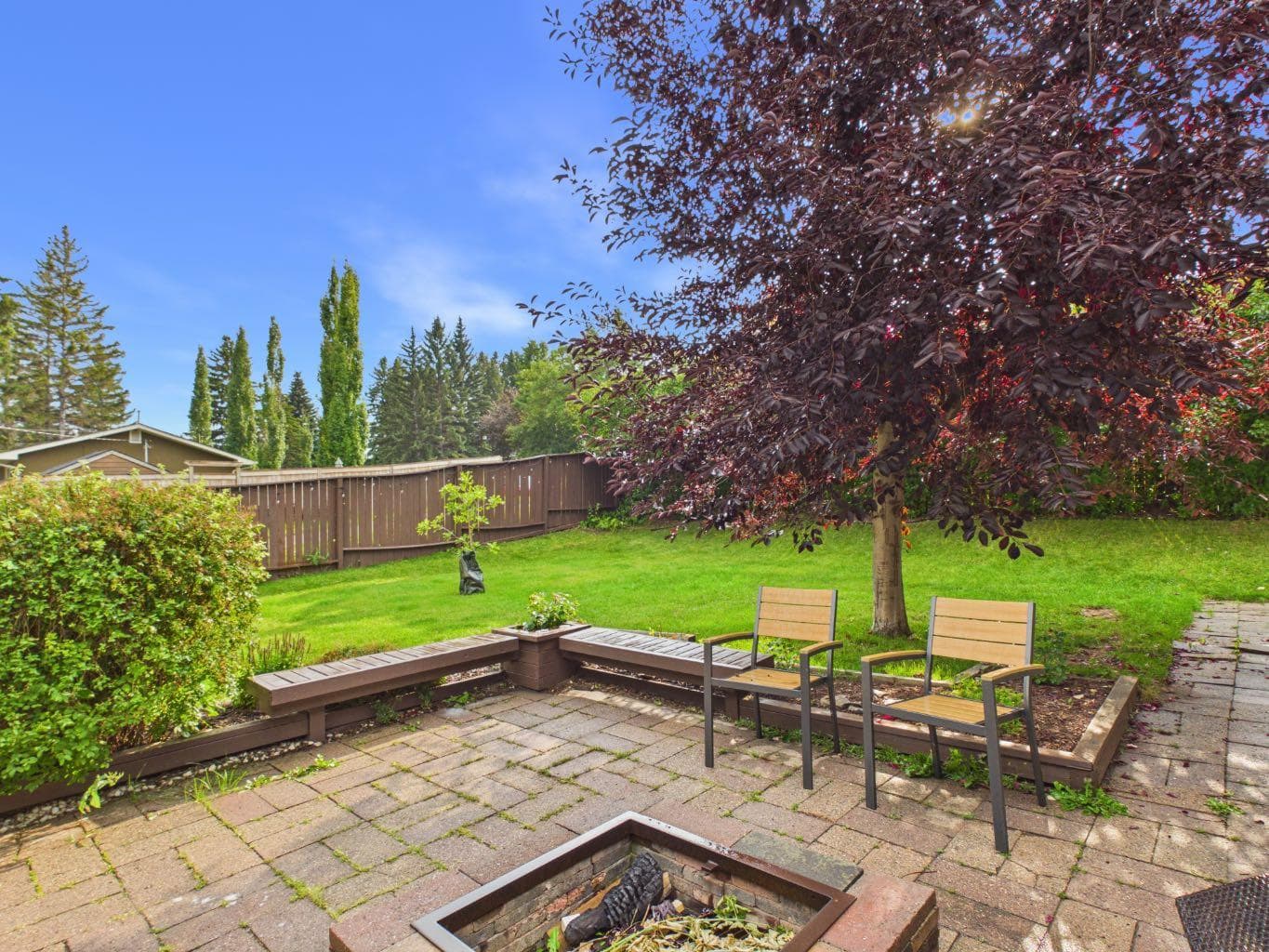 15 Hazelwood Crescent SW