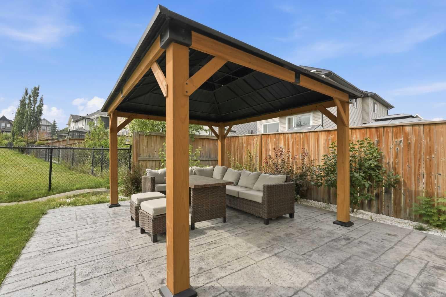 79 Nolanfield Court NW
