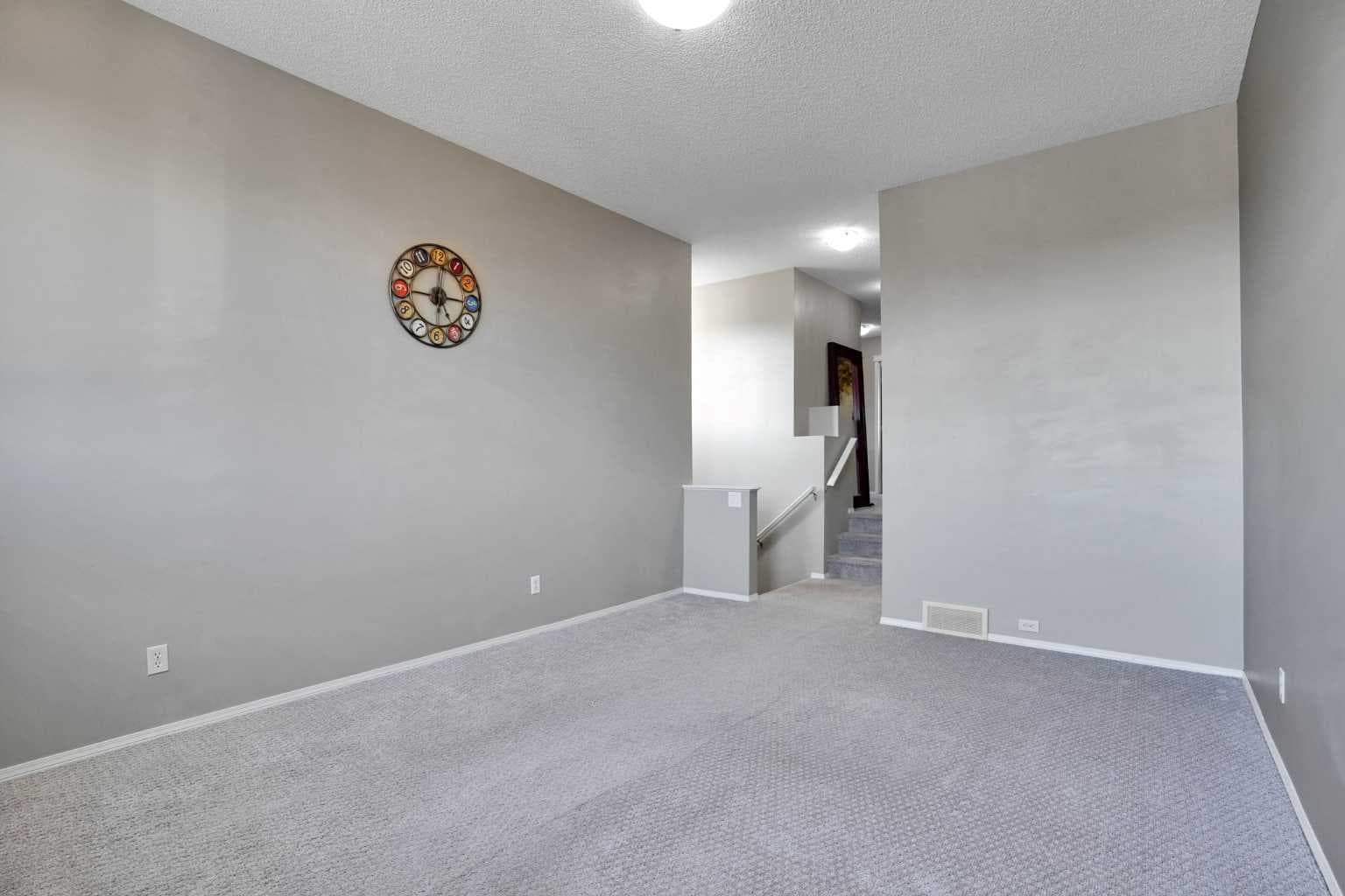 78 Everglen Way SW