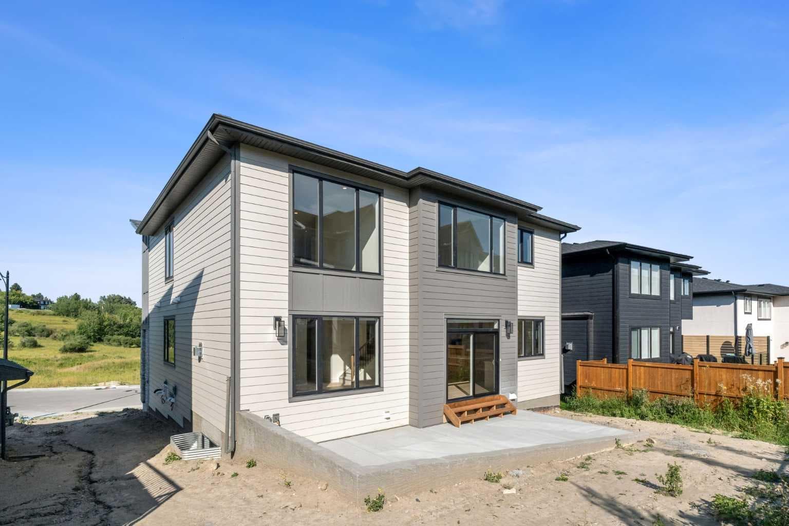 140 Crestridge Terrace SW